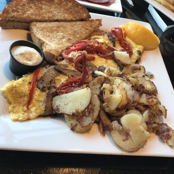 Keke's Breakfast Cafe - Omelette that my friend got - Breakfast & Brunch Near Me - Gainesville, Florida Keke's Breakfast Cafe - Omelette that my friend got - Breakfast & Brunch Near Me - Gainesville, Florida