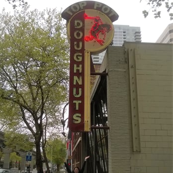 Top Pot Doughnuts - Bakeries Near Me - Seattle, Washington Top Pot Doughnuts - Bakeries Near Me - Seattle, Washington