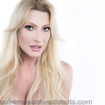 Brooke Mason Photography - Session Photography Near Me - Pasadena, California