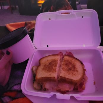 Lunch Box - Reubon sandwich and French onion Soup - American Near Me - Dearborn Heights, Michigan
