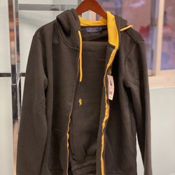 Purseuasive Pieces