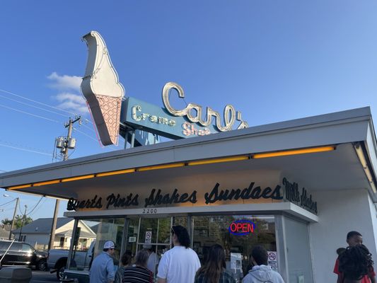 Carl's Frozen Custard by null