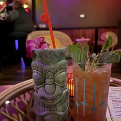 Starbird Lounge - Kana Kaloka and Painkilla