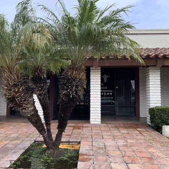 Sun Laboratories - Front door. - Laboratory Testing Near Me - West Covina, California
