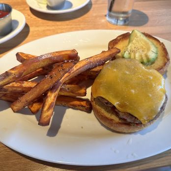 Doc B's Restaurant + Bar - Cheeseburger with avocado and Sweet Potato Friessweet - New American Near Me - Fort Worth, Texas Doc B's Restaurant + Bar - Cheeseburger with avocado and Sweet Potato Friessweet - New American Near Me - Fort Worth, Texas