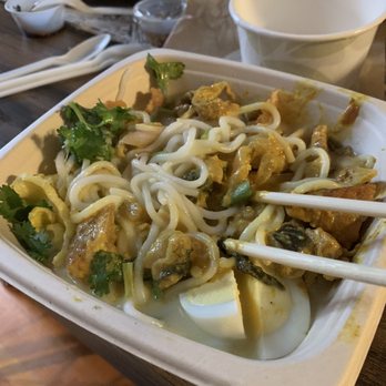 Moonwink - Noodle veggie tofu coconut soup -- mmmmmmm - Burmese Near Me - Manchester, Vermont Moonwink - Noodle veggie tofu coconut soup -- mmmmmmm - Burmese Near Me - Manchester, Vermont