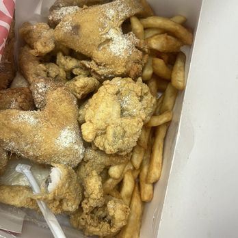 Hip Hop Fish & Chicken - Fish and Chicken Combo - Soul Food Near Me - Silver Spring, Maryland Hip Hop Fish & Chicken - Fish and Chicken Combo - Soul Food Near Me - Silver Spring, Maryland