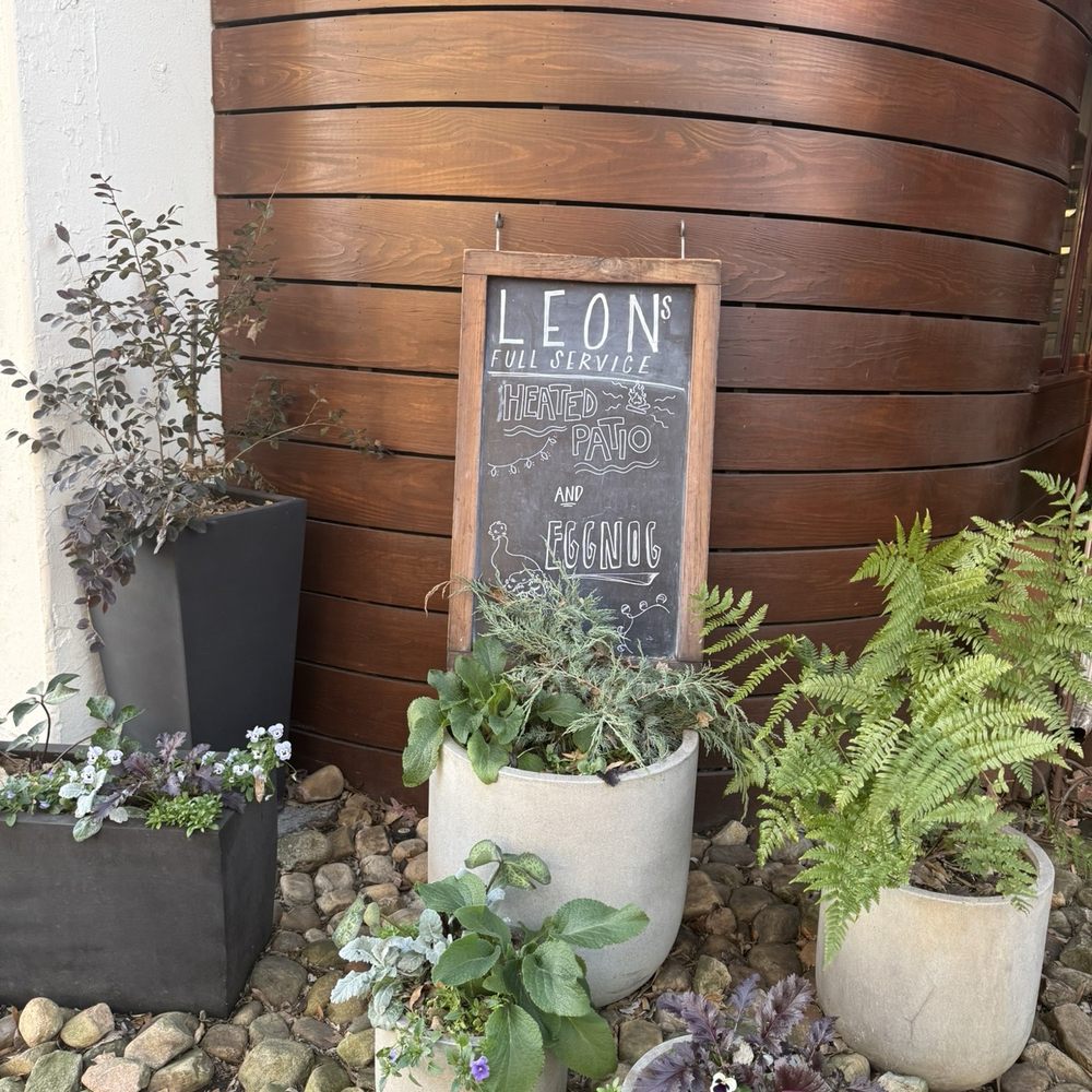 Leon's Full Service - Signage - Gastropubs Near Me - Decatur, Georgia