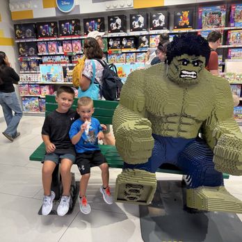 LEGO - Toy Stores Near Me - New York, New York LEGO - Toy Stores Near Me - New York, New York