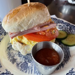 Pan De Sal Breakfast