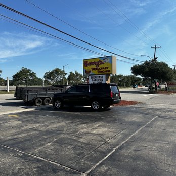 Harry's Breakfast Pancakes - Street sign. - Pancakes Near Me - Myrtle Beach, South Carolina
