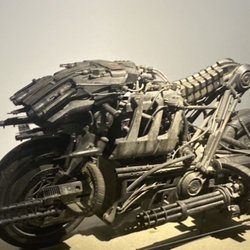 Marina Cycle & Skate - Got this sick bike I look very cool with it but people run away when they see it and make me sad