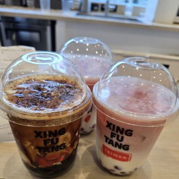 Xing Fu Tang - Brown Sugar & Strawberry Boba Milk - Bubble Tea Near Me - Flushing, New York