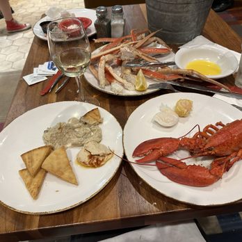 AYCE - Whole lobster, babaganoush & hummus with great crispier pita bread, crab legs - Buffets Near Me - Las Vegas, Nevada