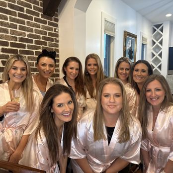 Beauty Buddy - Bachelorette Party Workshop! Such a fun activity and a great way to get glammed for a wild night out! - Makeup Artists Near Me Beauty Buddy - Bachelorette Party Workshop! Such a fun activity and a great way to get glammed for a wild night out! - Makeup Artists Near Me