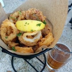 Bar Louie - Chesterfield - Calamari during happy hour