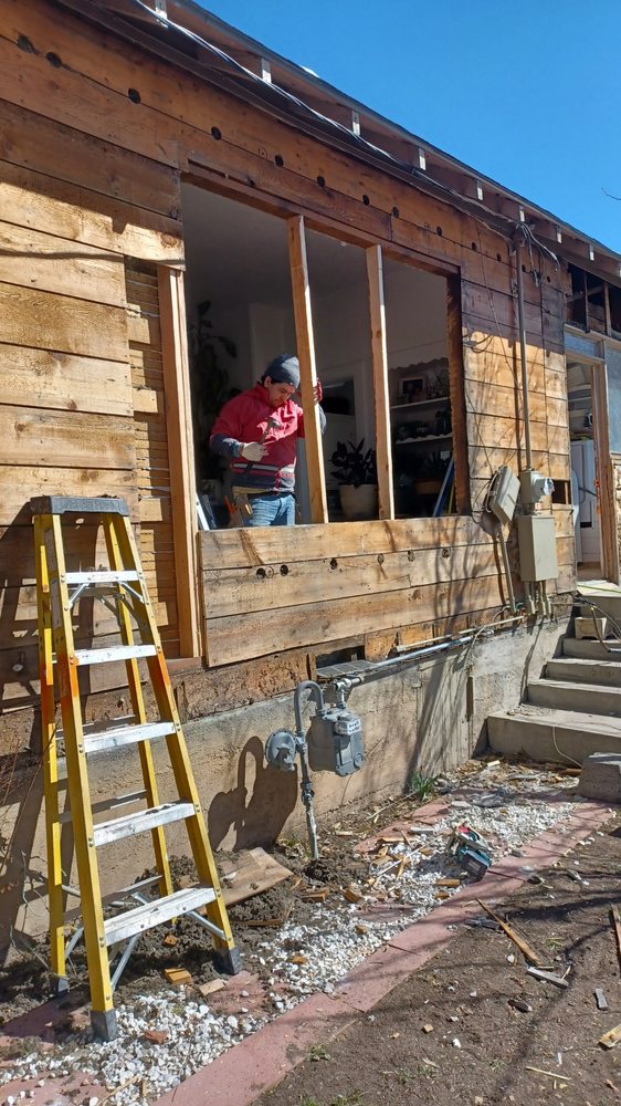 LEGACY PAINTING & CONSTRUCTION Updated August 2024 128 Photos 273 W Oregon Ave, Klamath