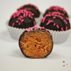 The Blustering Baker - Delectable cake truffles (cake balls).
