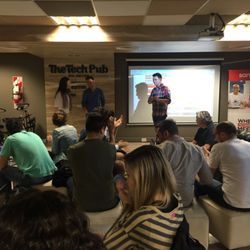 The Tech Pub - Taller de Mkt Digital de Mundos E.
