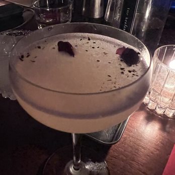 The Keefer Bar - Skeleton kiss - Lounges Near Me - Vancouver, British Columbia