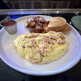 Ham and cheese omelette Ham and cheese omelette