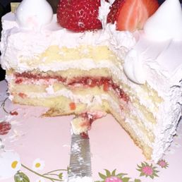 Strawberry Lychee cake Strawberry Lychee cake
