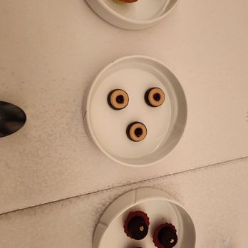 Sur Mesure - French Near Me - Paris, 75