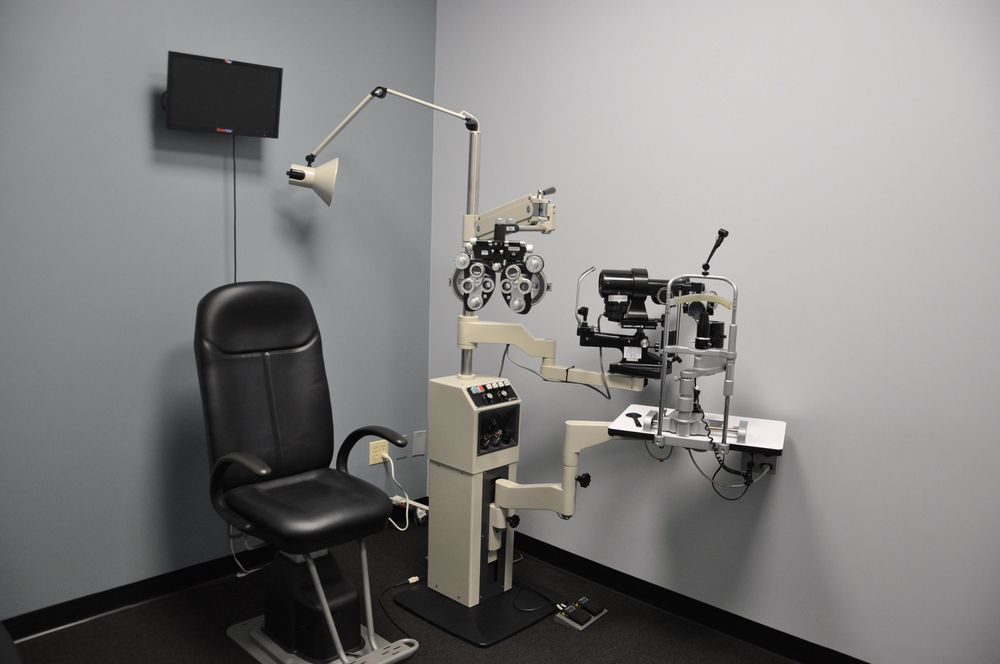 GLASSES AND MORE Updated September 2024 36 Photos 521 S Oxford