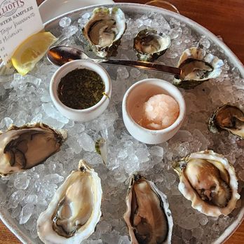 Elliott's Oyster House - oysters. - Seafood Near Me - Seattle, Washington