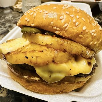 Charly's Burgers - LA Pina Burger - Burgers Near Me - Chicago, Illinois