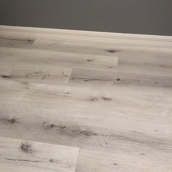 M&M Custom Flooring - a hardwood floor in a room - Flooring Near Me - Burbank, California
