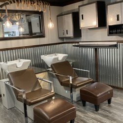 The Men’s Salon At Flemington