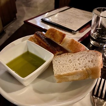 Rubirosa - Free starter - bread - Italian Near Me - New York, New York