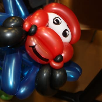 Balloon Twisting With Lien - lightning mcqueen - Party & Event Planning Near Me
