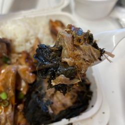 808 Ohana Grindz - Mmmm! Pork Lau Lau!