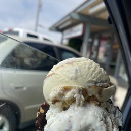 Nutty coconut & praline pecan. August 31,2023 yum