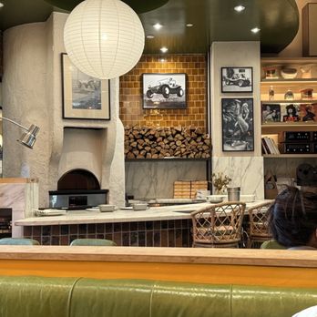 Meyers Manx Cafe - Pizza oven - New American Near Me - Los Angeles, California