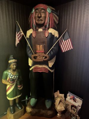 Shelly's Back Room by null