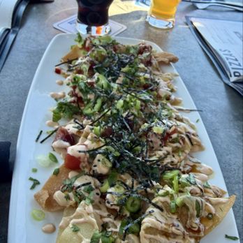 Yard House - Poke Nachos w/ Guinness - American Near Me - Sparks, Nevada