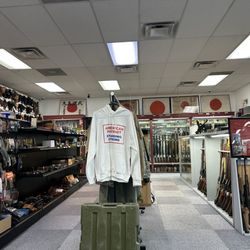 Andy's Military & Sporting Collectibles Shop - Memorabilia and additional guns