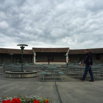 Munot - Landmarks & Historical Buildings Near Me - Schaffhausen, SH