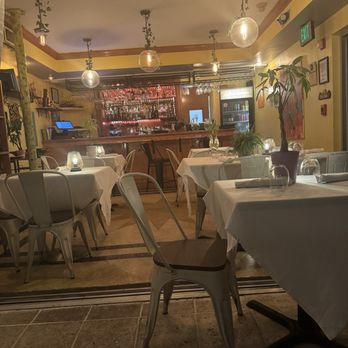 Full Bloom Vegan - Vegan Near Me - Miami Beach, Florida Full Bloom Vegan - Vegan Near Me - Miami Beach, Florida