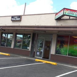 Kaneohe Physical Therapy - Located next to the smoke shop...