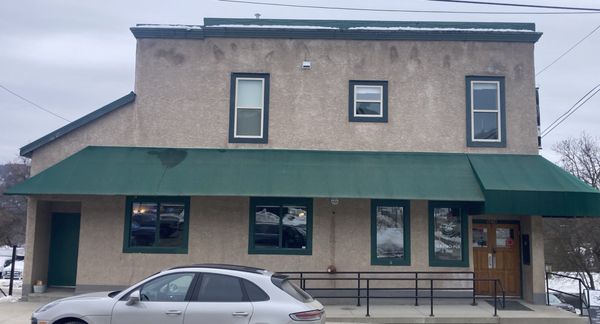 The Flying Steamshovel Inn & Gastropub by null