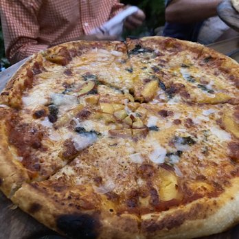 Gather - Peach with Truffle oil pizza - New American Near Me - Berkeley, California Gather - Peach with Truffle oil pizza - New American Near Me - Berkeley, California