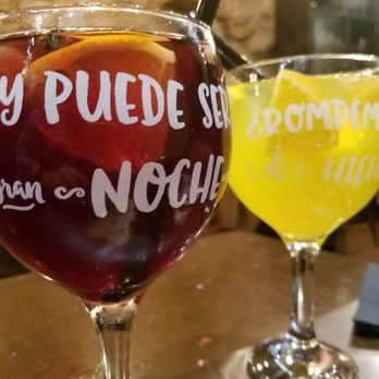 Miño - Sangria de vino (red) and sangria de cava (yellow) - Seafood Near Me - Barcelona, B Miño - Sangria de vino (red) and sangria de cava (yellow) - Seafood Near Me - Barcelona, B