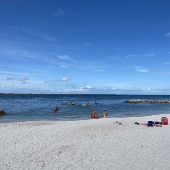 Shephard's Beach Resort - Beach - Resorts Near Me - Clearwater Beach, Florida Shephard's Beach Resort - Beach - Resorts Near Me - Clearwater Beach, Florida