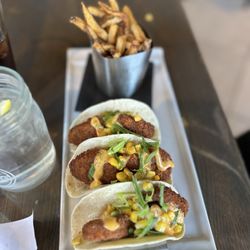 Pub Frato - Chagrin Falls - CRISPY SHRIMP TACO