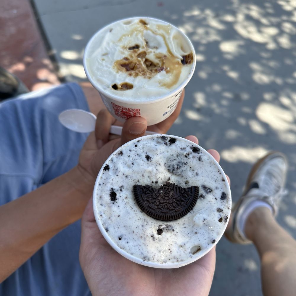 Cookies and cream half pint