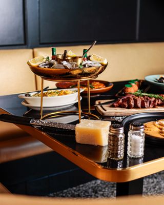 CH Steakhouse & Bar by null